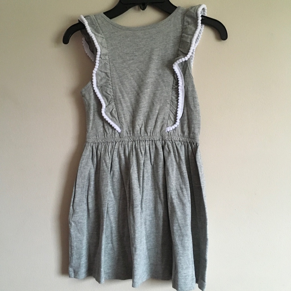 Joe Fresh Sleeveless Ruffled Dress Girl Size 4 Gray Drawstring Waist Pom Pom. - Picture 2 of 5